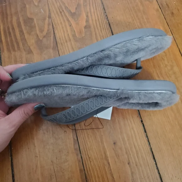 New Womens UGGs Flip flop size 5 - Picture 6 of 8